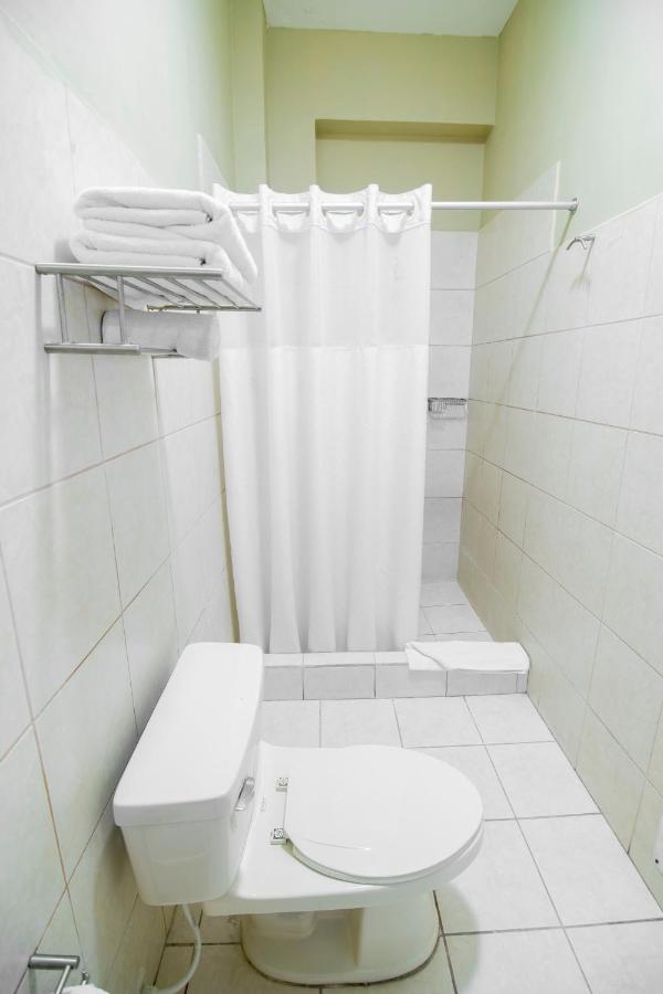 El Dorado Express Hotel Ікітос Екстер'єр фото